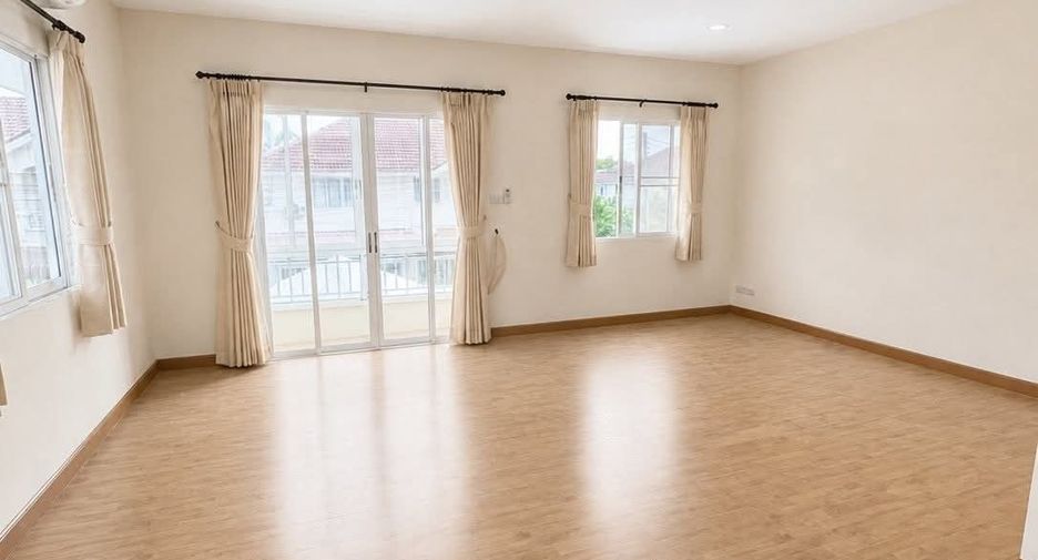 For sale 5 bedrooms house in San Kamphaeng, Chiang Mai