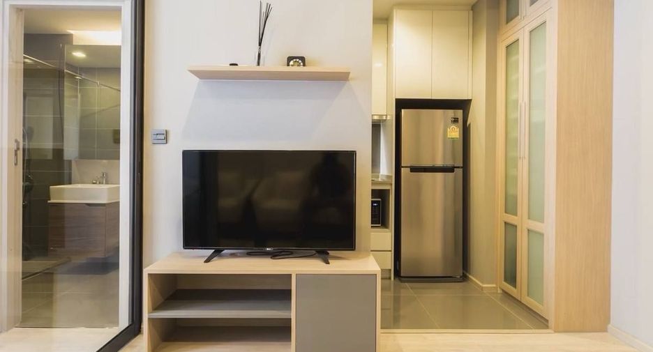 For rent 1 bed condo in Watthana, Bangkok