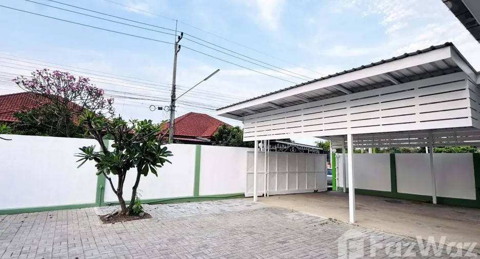 Casa en venta y en alquiler de 3 habitaciones en Hang Dong, Chiang Mai