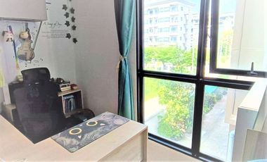 出售 2 卧室 公寓 在 Wang Thong Lang, 曼谷