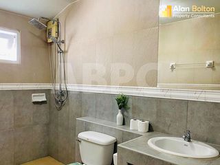 For rent 6 bedrooms house in Bang Lamung, Chonburi