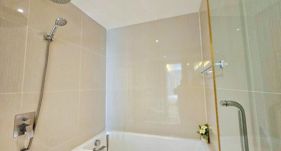 For rent 1 bed condo in Watthana, Bangkok
