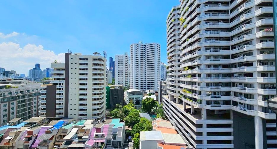 For rent 1 bed condo in Watthana, Bangkok