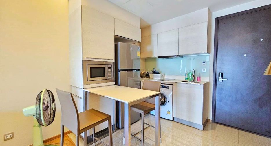 For rent 1 bed condo in Watthana, Bangkok
