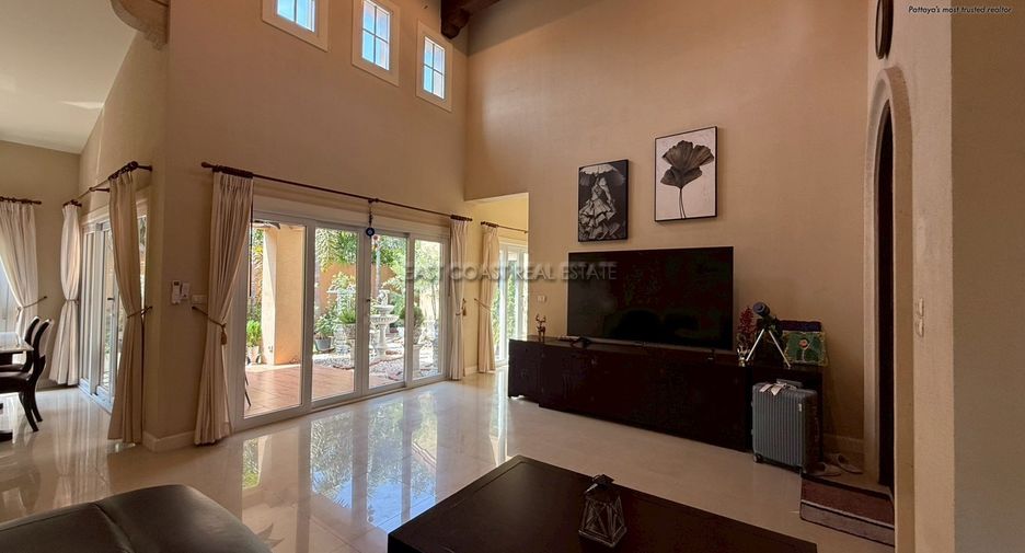 For rent 3 bedrooms house in East Pattaya, Pattaya