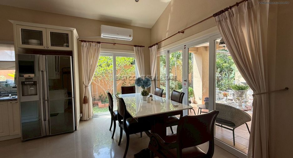 For rent 3 bedrooms house in East Pattaya, Pattaya