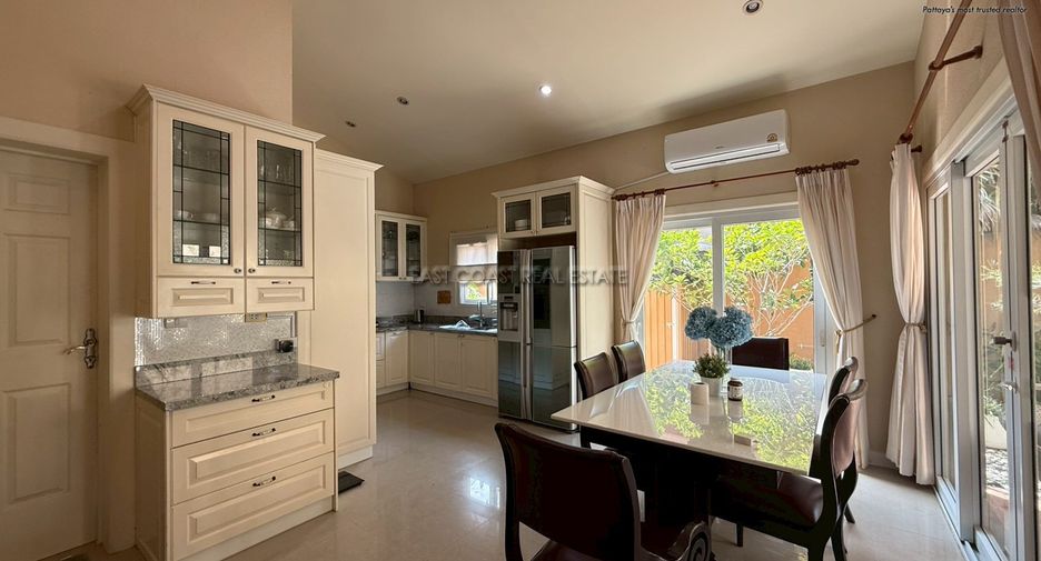 For rent 3 bedrooms house in East Pattaya, Pattaya