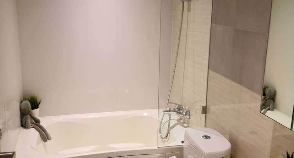 For sale and for rent 1 bed condo in Watthana, Bangkok
