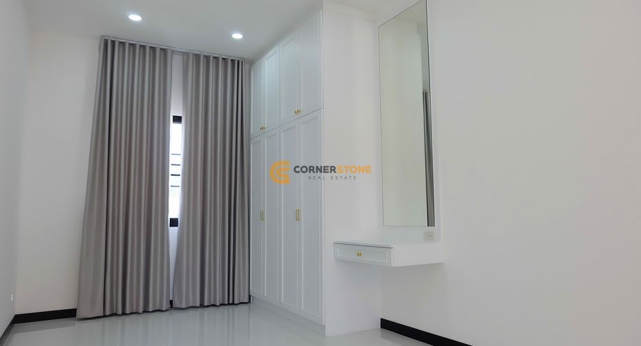 Haus zur Miete mit 4 Zimmer in Bang Lamung, Chonburi