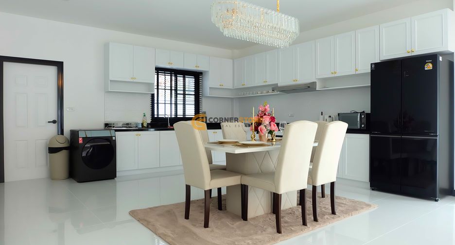 Haus zur Miete mit 4 Zimmer in Bang Lamung, Chonburi