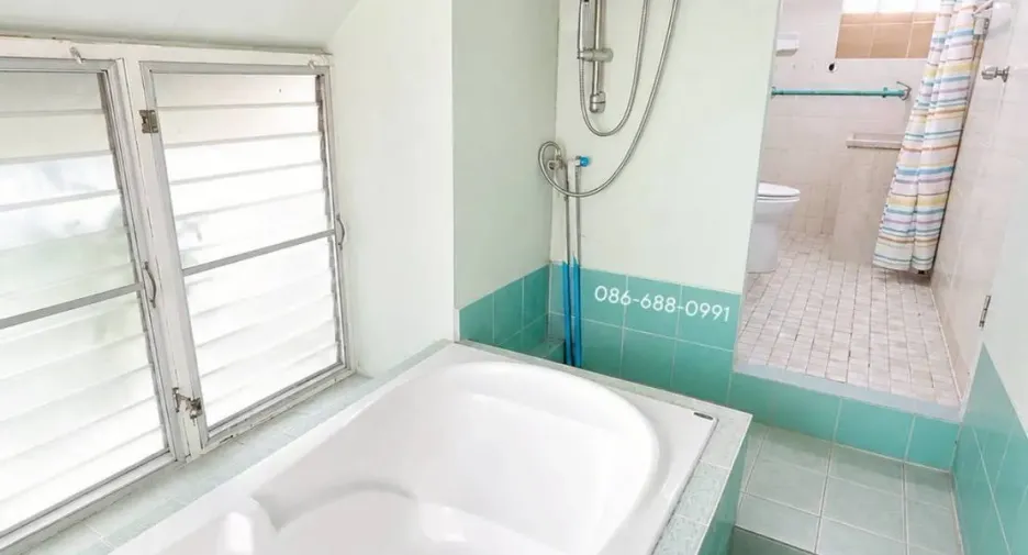For sale 5 bedrooms house in Pak Kret, Nonthaburi