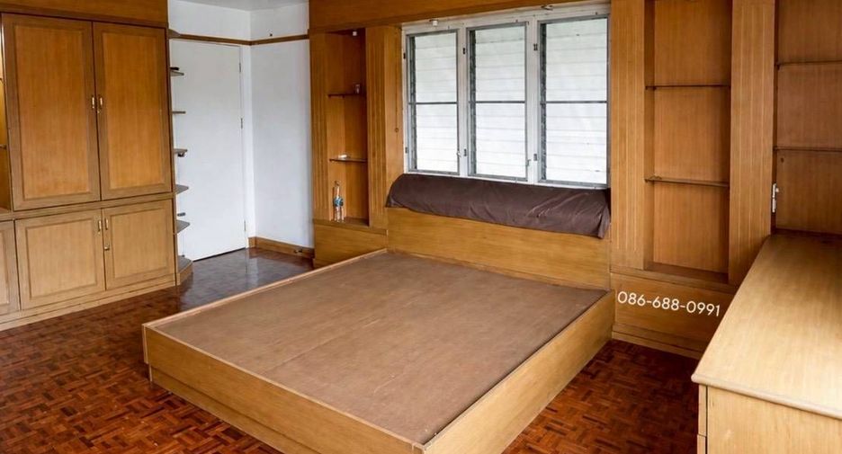 À vendre 5 chambres maison à Pak Kret, Nonthaburi