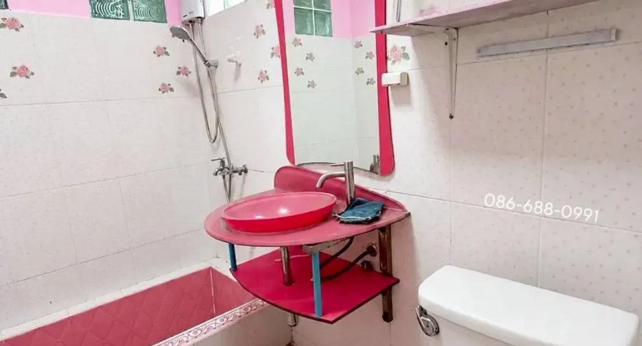 For sale 5 bedrooms house in Pak Kret, Nonthaburi
