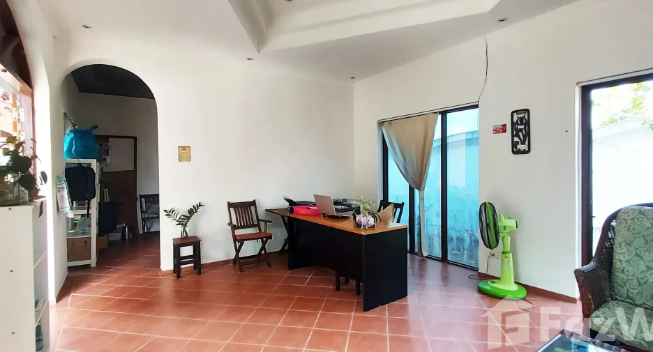 For sale 10 bedrooms hotel in Klaeng, Rayong