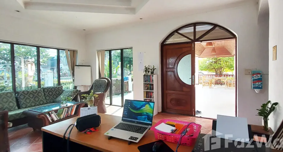 For sale 10 bedrooms hotel in Klaeng, Rayong
