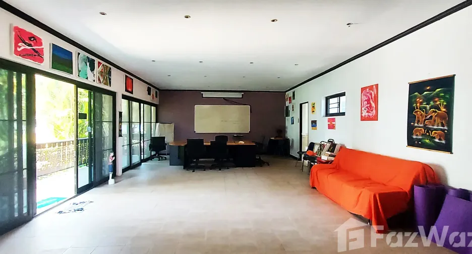 For sale 10 bedrooms hotel in Klaeng, Rayong