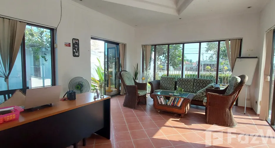 For sale 10 bedrooms hotel in Klaeng, Rayong