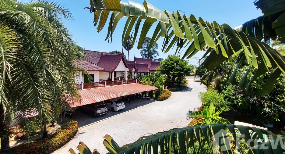 For sale 10 bedrooms hotel in Klaeng, Rayong