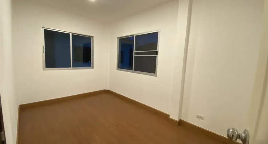 For sale 3 bedrooms house in Mueang Samut Sakhon, Samut Sakhon