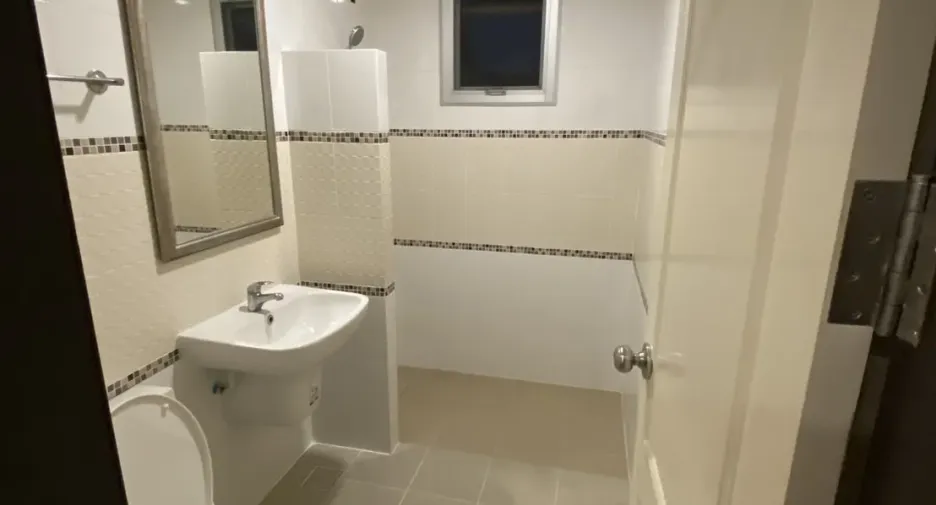 For sale 3 bedrooms house in Mueang Samut Sakhon, Samut Sakhon