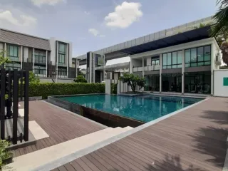 Продажа и аренда 3 спальни таунхаус в Mueang Nonthaburi, Нонтабури