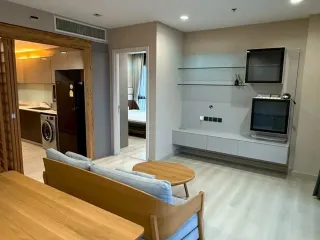 For sale 3 bedrooms condo in Phaya Thai, Bangkok