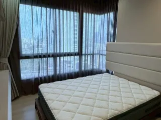 For sale 3 bedrooms condo in Phaya Thai, Bangkok