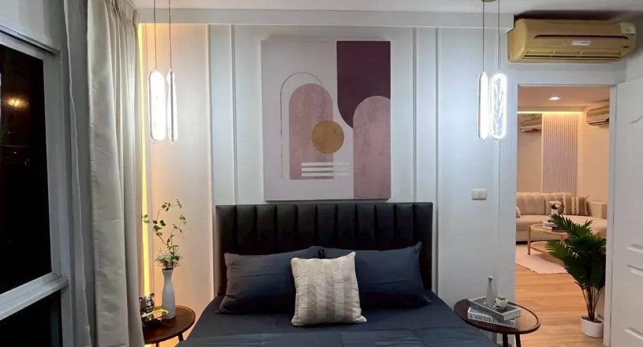 For rent 2 bedrooms condo in Khlong Toei, Bangkok