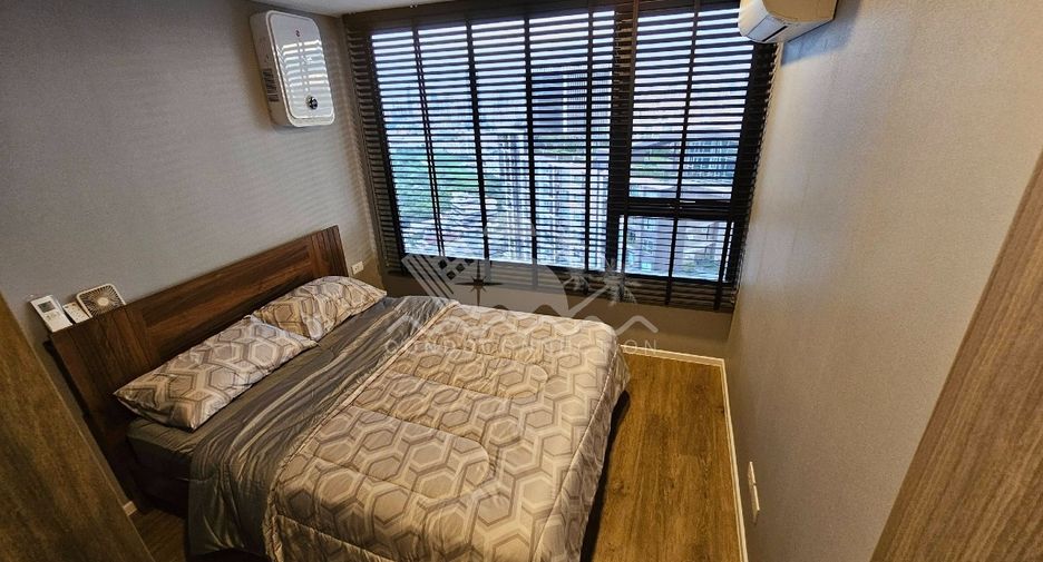 For sale 2 bedrooms condo in Huai Khwang, Bangkok