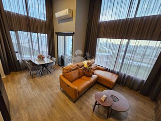 Condo en venta de 2 habitaciones en Huai Khwang, Bangkok