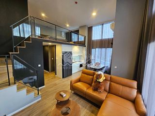 Condo en venta de 2 habitaciones en Huai Khwang, Bangkok