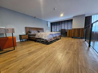 Condo en venta de 2 habitaciones en Huai Khwang, Bangkok