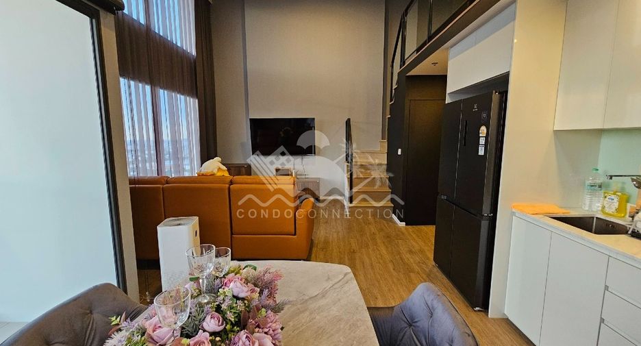 For sale 2 bedrooms condo in Huai Khwang, Bangkok