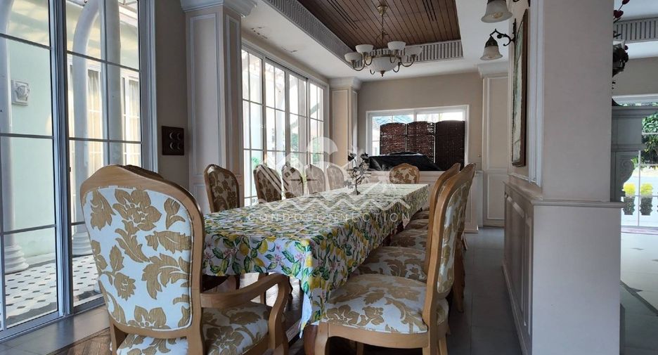 For sale 3 bedrooms house in Khlong Sam Wa, Bangkok