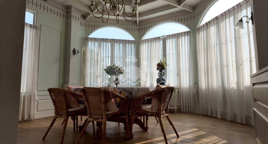 For sale 3 bedrooms house in Khlong Sam Wa, Bangkok