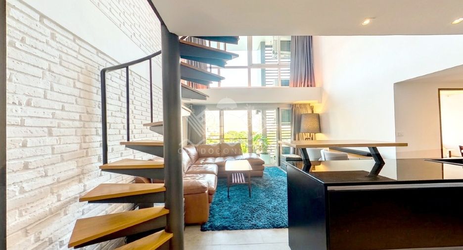 For rent 2 bedrooms condo in Watthana, Bangkok