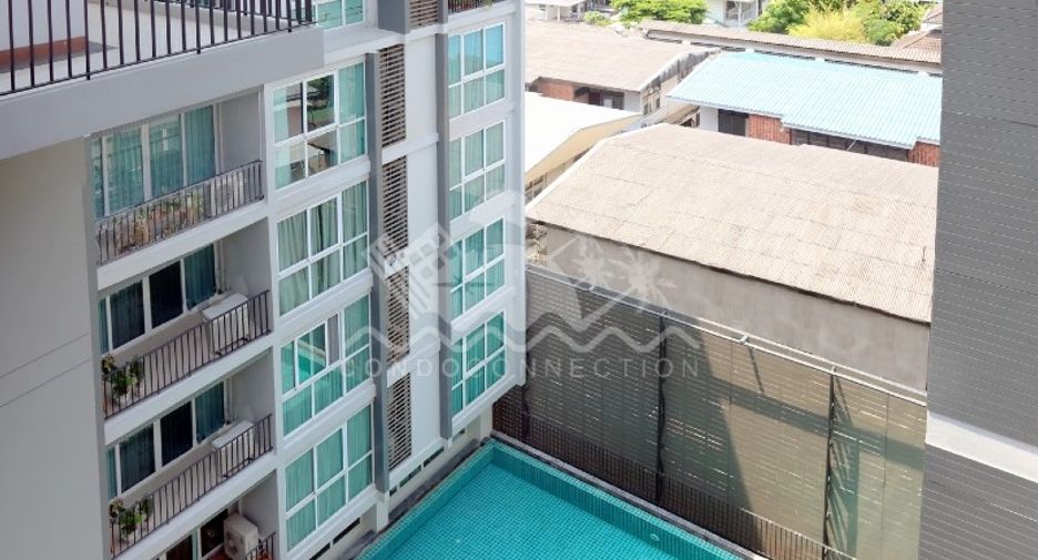 For rent 2 bedrooms condo in Watthana, Bangkok