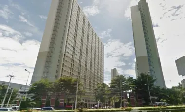 For sale 1 bed condo in Khan Na Yao, Bangkok