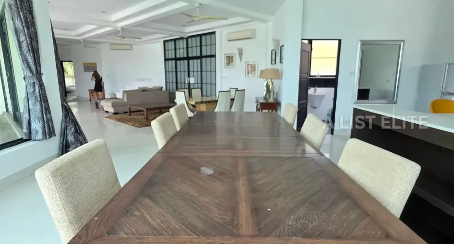 For sale 3 ベッドルーム house in Sattahip, Pattaya