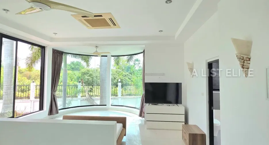 For sale 3 ベッドルーム house in Sattahip, Pattaya