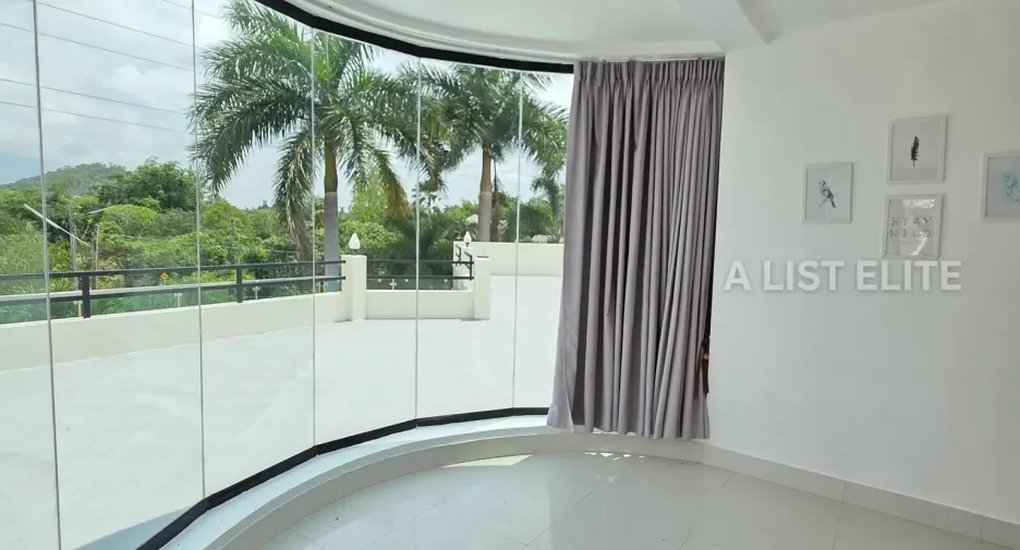 For sale 3 ベッドルーム house in Sattahip, Pattaya