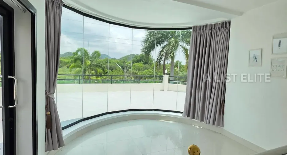 For sale 3 ベッドルーム house in Sattahip, Pattaya