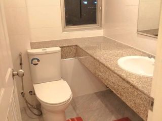 For rent 2 bedrooms condo in Yan Nawa, Bangkok