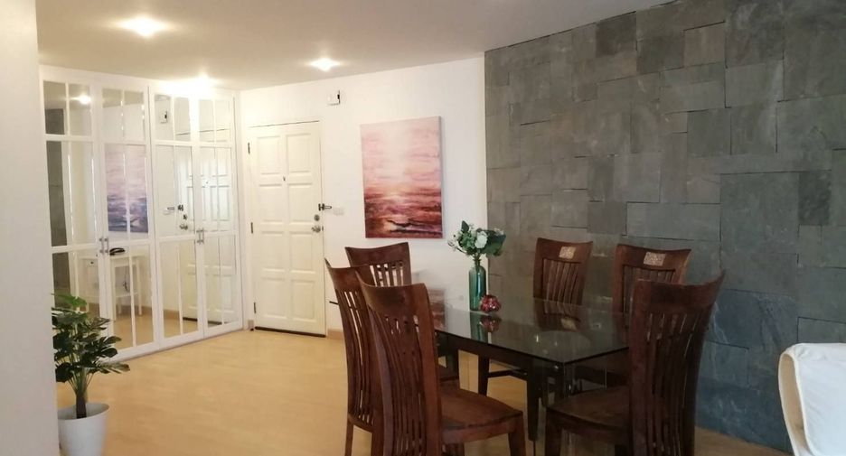 Wohnung zur Miete mit 2 Zimmer in Yan Nawa, Bangkok