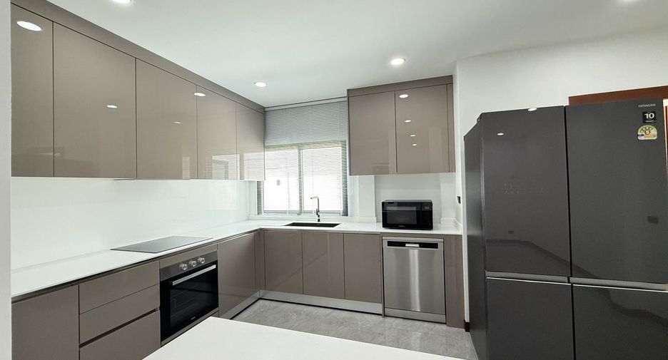Villa zum Kauf mit 5 Zimmer in Mueang Phuket, Phuket