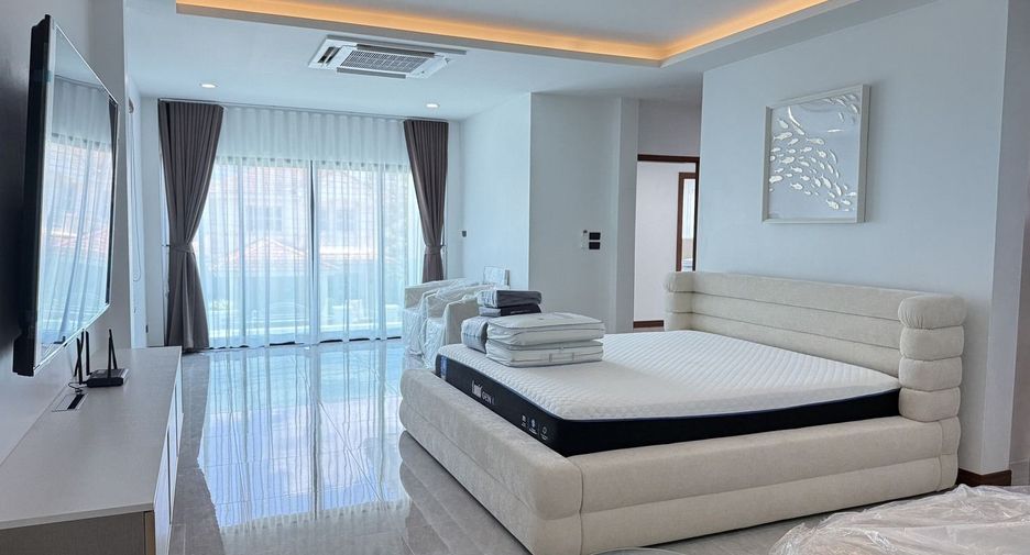 Villa zum Kauf mit 5 Zimmer in Mueang Phuket, Phuket