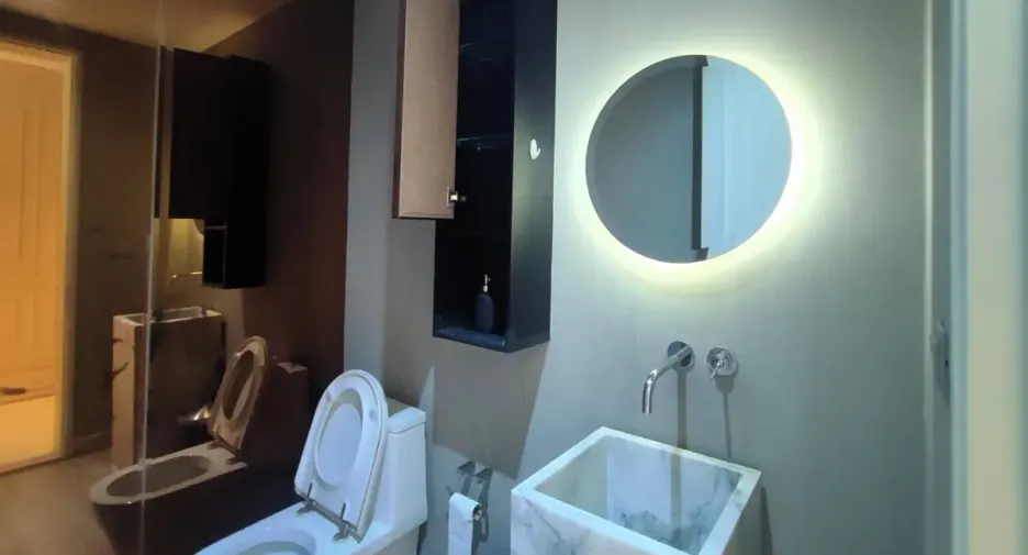 À vendre 3 chambres condo à Khlong Toei, Bangkok