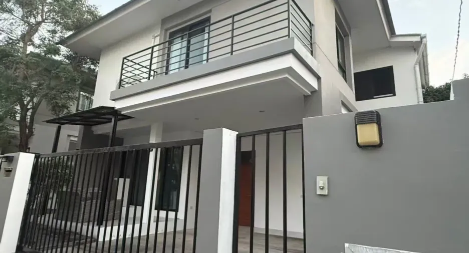 For sale 4 bedrooms house in Ko Samui, Surat Thani