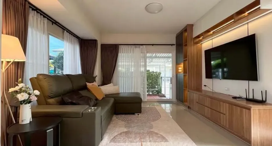For rent 3 bedrooms house in Bang Phli, Samut Prakan