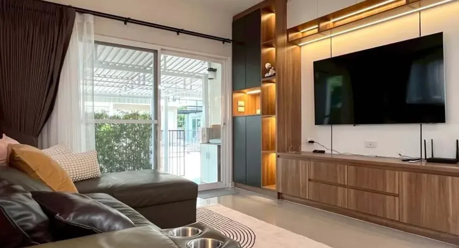 For rent 3 bedrooms house in Bang Phli, Samut Prakan